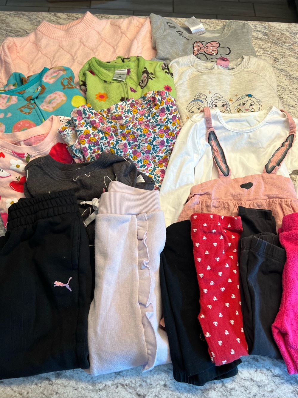 Girls 3T Fall/Winter Mixed Clothing Lot of 15 preloved pieces